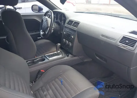 2014 Dodge Challenger Sxt from USA, damaged, VIN 2C3CDYAG3EH111175